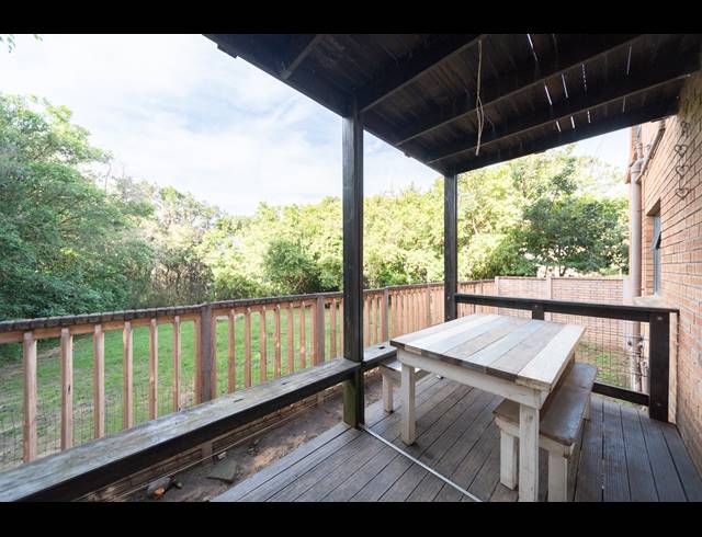 4 BEDROOM HOUSE FOR SALE IN BEACON BAY